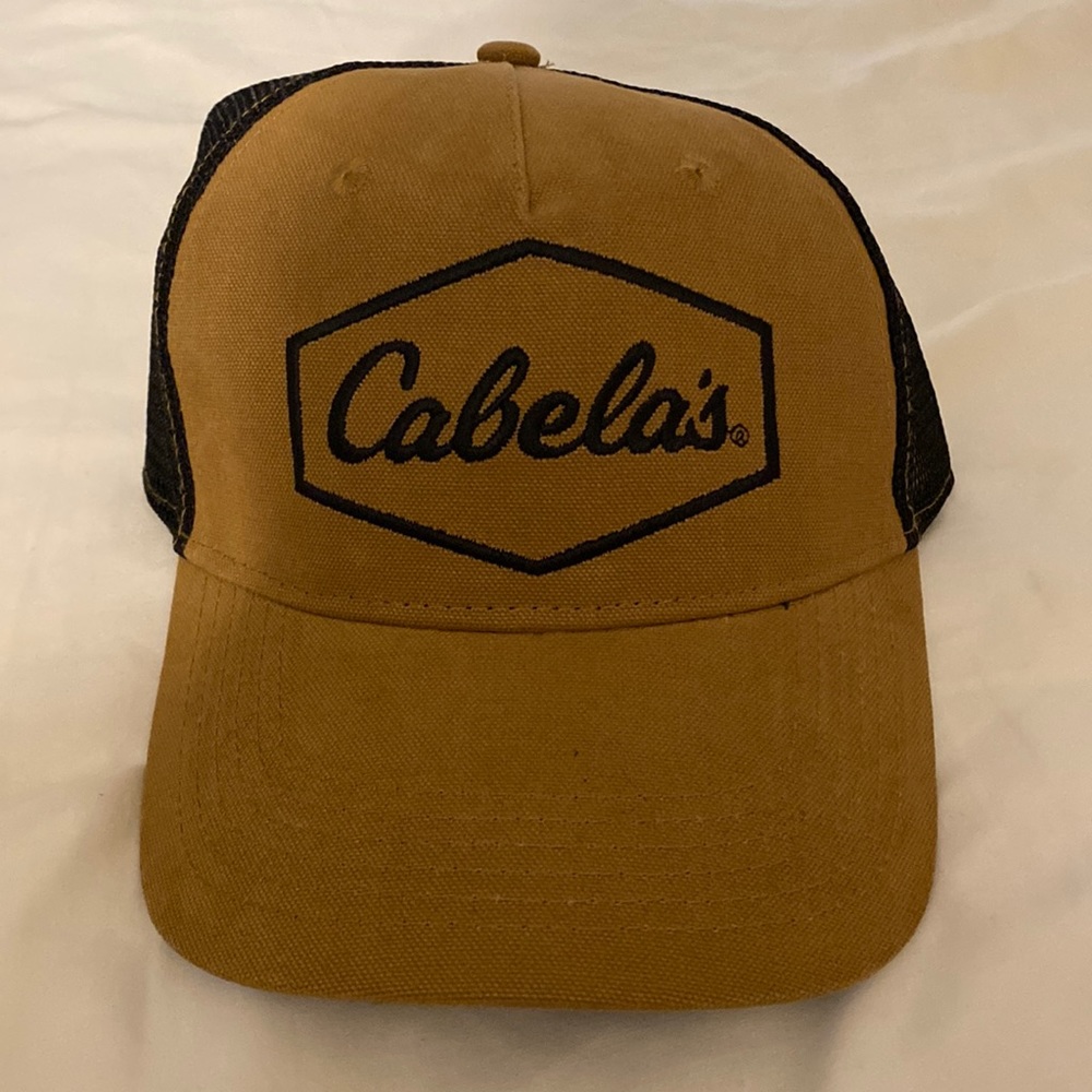 Canela’s hat